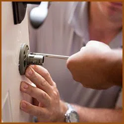 Interstate Locksmith Shop Fort Myers, FL 239-970-4308 - 3-cheap-locksmith